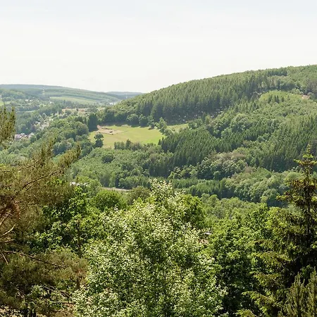 Modern Holiday In With Stunning Views Сasa de vacaciones Stavelot